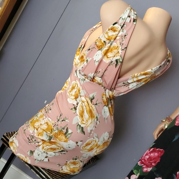 Drop Dead Gorgeous Little Dress. - Picture 11 of 12